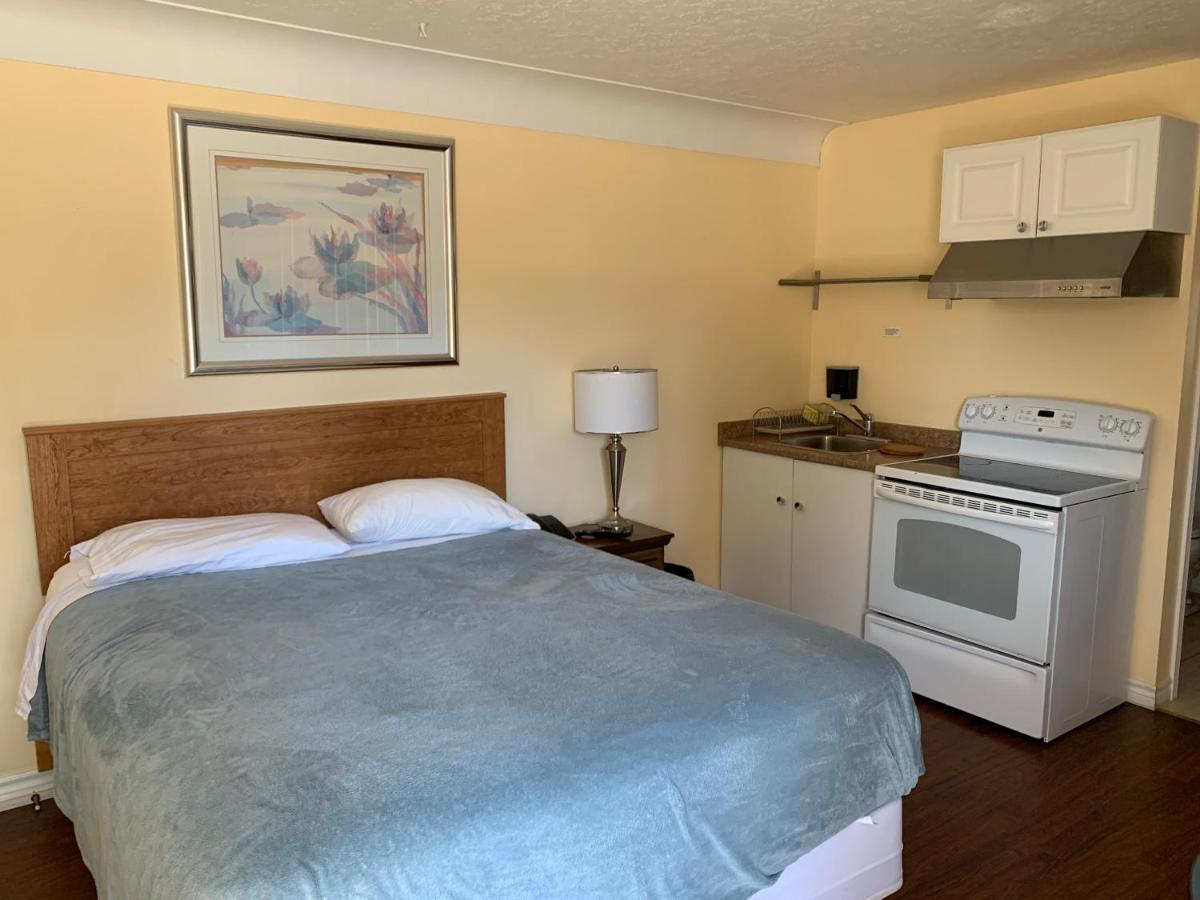 Sunparlor Motel Leamington Kültér fotó