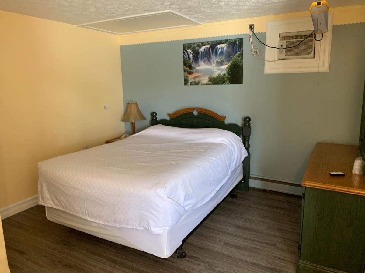 Sunparlor Motel Leamington Kültér fotó