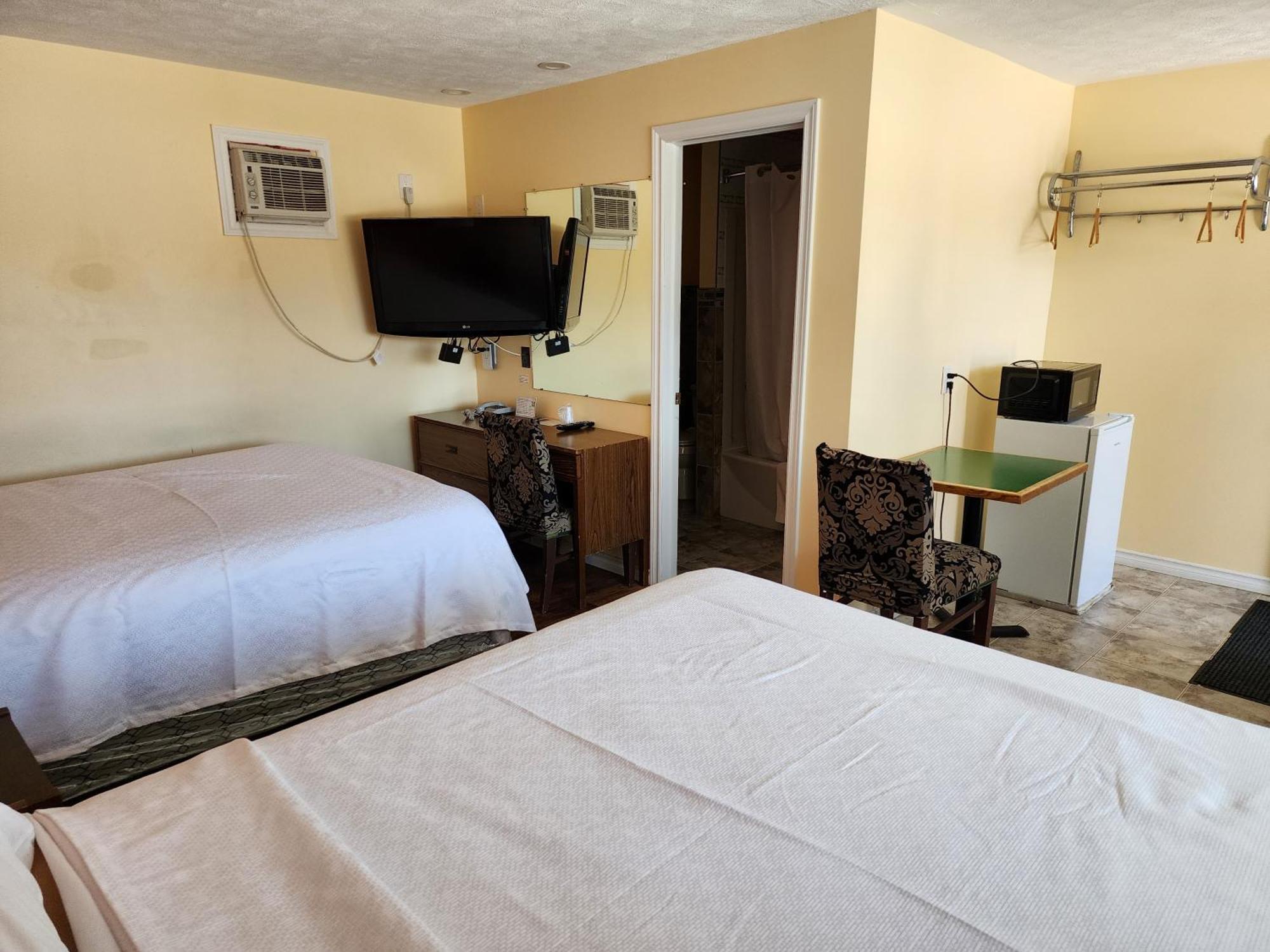 Sunparlor Motel Leamington Kültér fotó