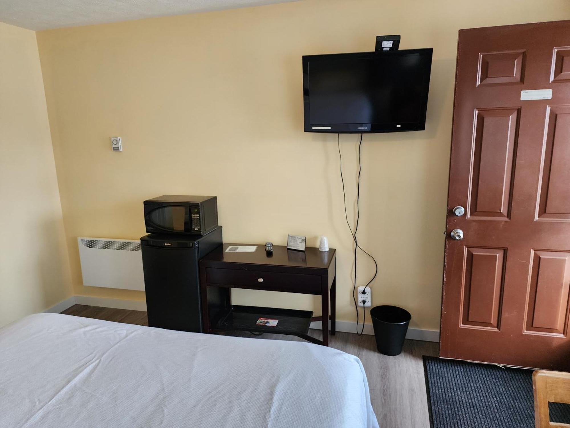 Sunparlor Motel Leamington Kültér fotó